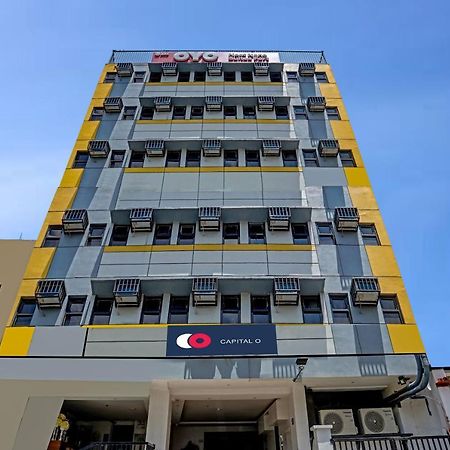 Super Oyo Capital O 232 Nest Nano Suites Fort Makati City Dış mekan fotoğraf